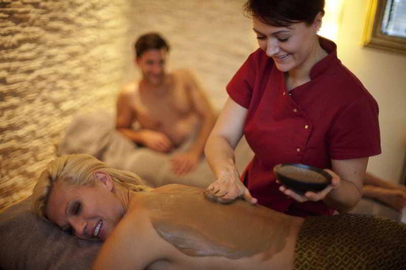 Wellness Hotel Tenedo - Thermalquellen Resort Bad Bad Zurzach Esterno foto
