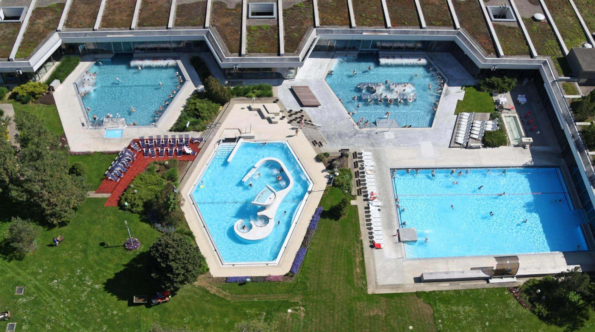 Wellness Hotel Tenedo - Thermalquellen Resort Bad Bad Zurzach Esterno foto